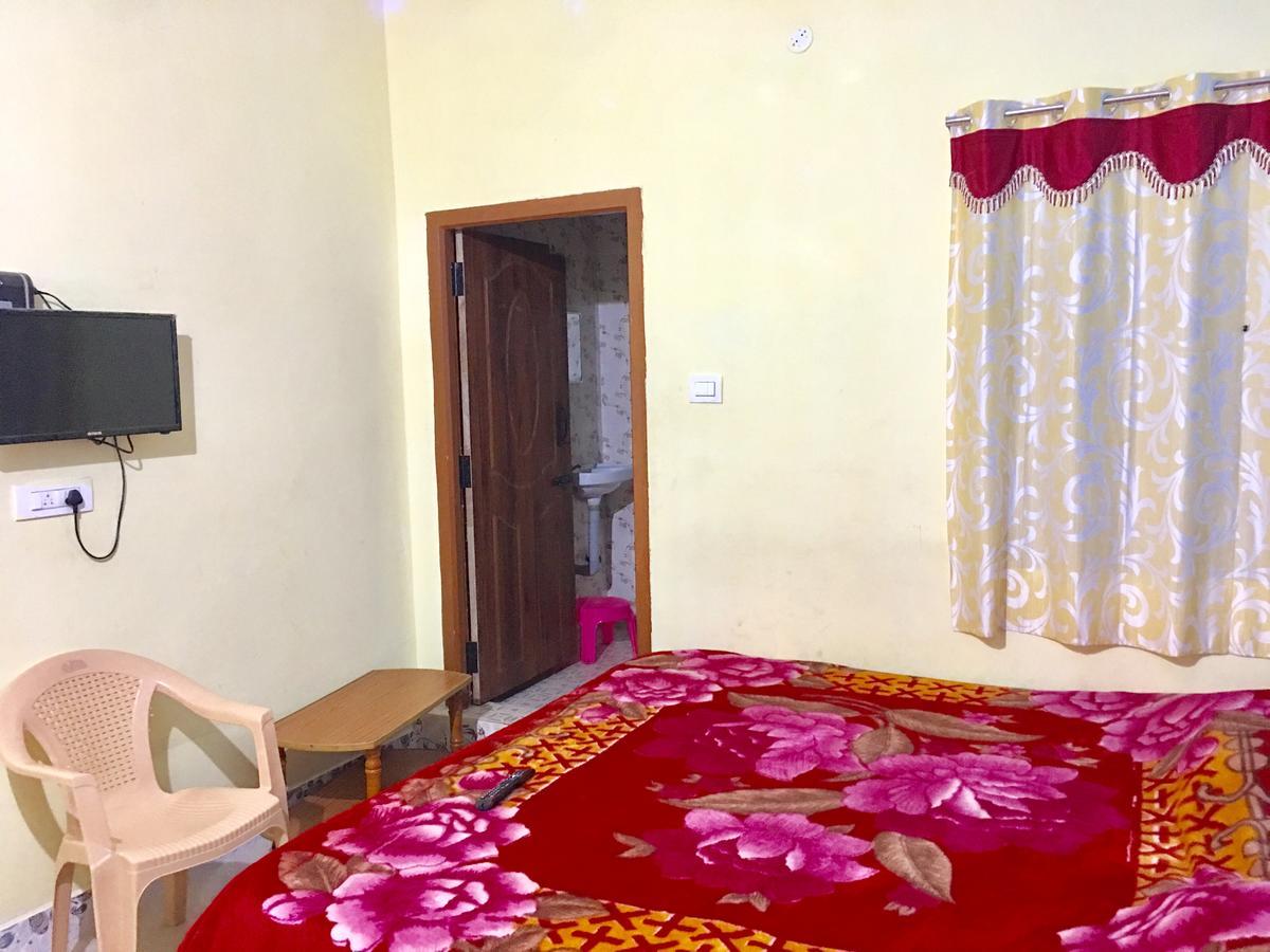 Sri Thanga Harish Cottage 埃尔加德 外观 照片