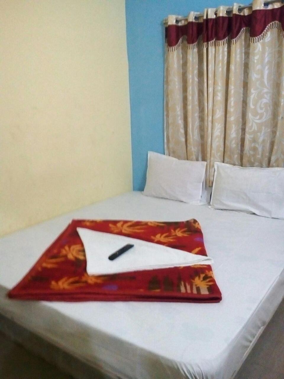 Sri Thanga Harish Cottage 埃尔加德 外观 照片