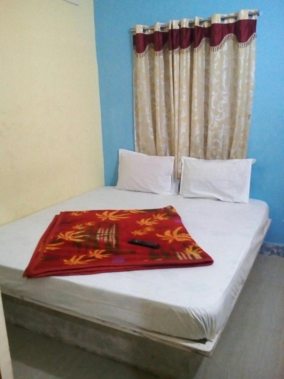 Sri Thanga Harish Cottage 埃尔加德 外观 照片