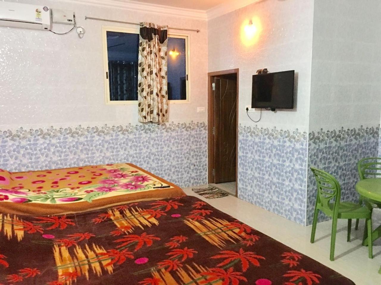Sri Thanga Harish Cottage 埃尔加德 外观 照片