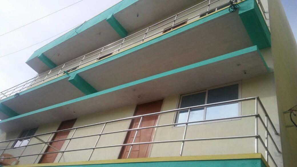 Sri Thanga Harish Cottage 埃尔加德 外观 照片